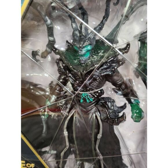 League of Legends Thrash Action Figure 1st edition #A13 - Picture 2 of 8